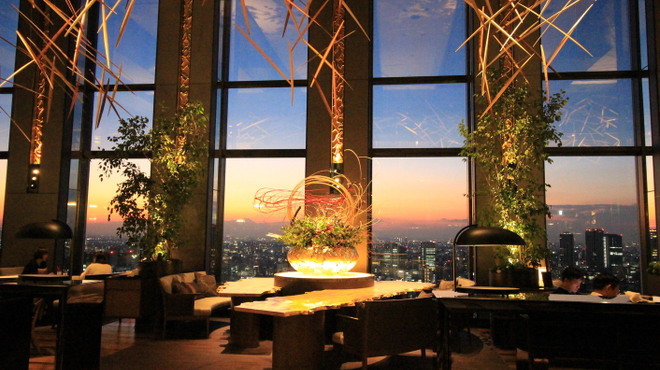DINING & BAR TABLE 9 TOKYO - メイン写真:
