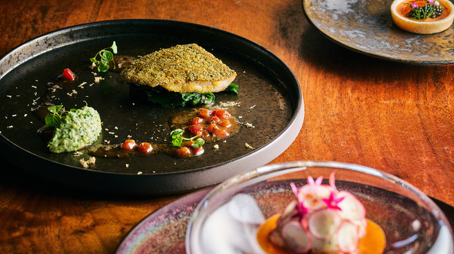 DINING & BAR TABLE 9 TOKYO - メイン写真: