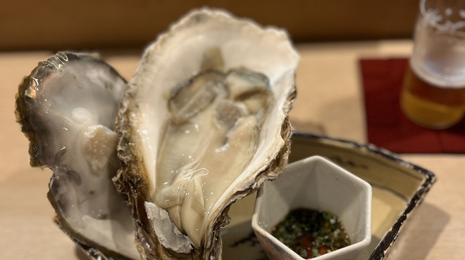 豊鮨 - 料理写真:超特大岩牡蠣