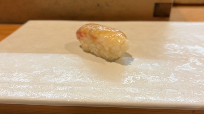 豊鮨 - 料理写真:鱸