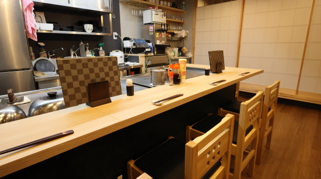 広島鉄板焼き じゃけぇ - メイン写真: