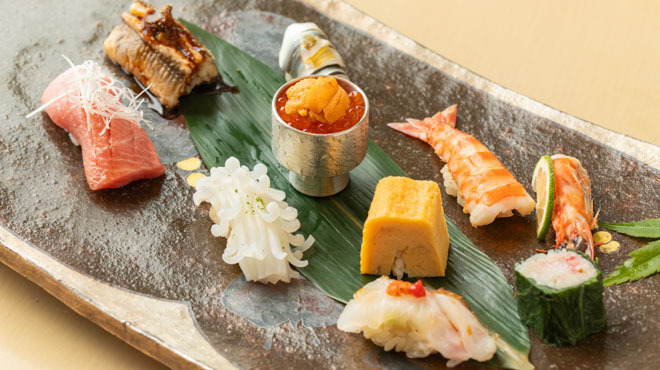 やま中・本店　鮨と日本料理　 - メイン写真: