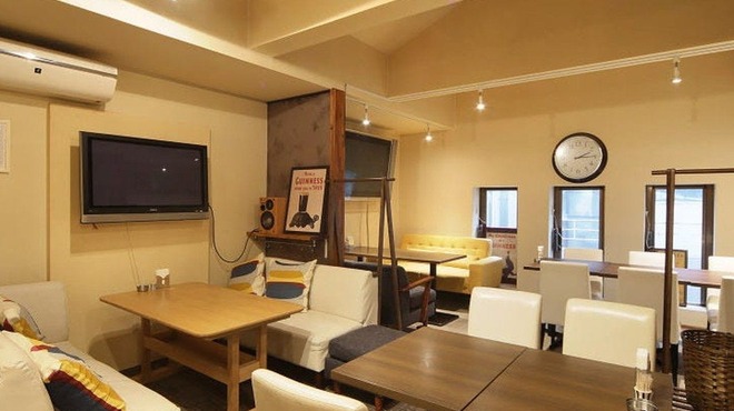 隠れ家 肉バルダイニング HACHI - メイン写真: