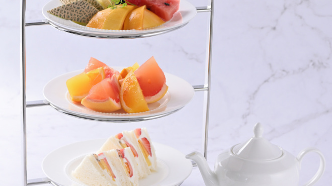 千疋屋フルーツパーラー - 料理写真:フルーツフルアフタヌーンティー