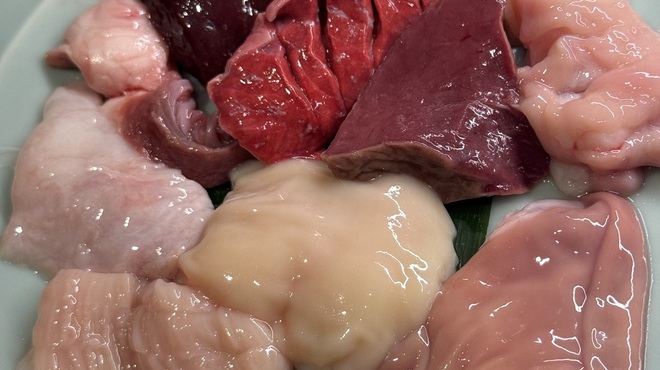 炭焼塩ホルモン『あ』神戸酒場 - メイン写真: