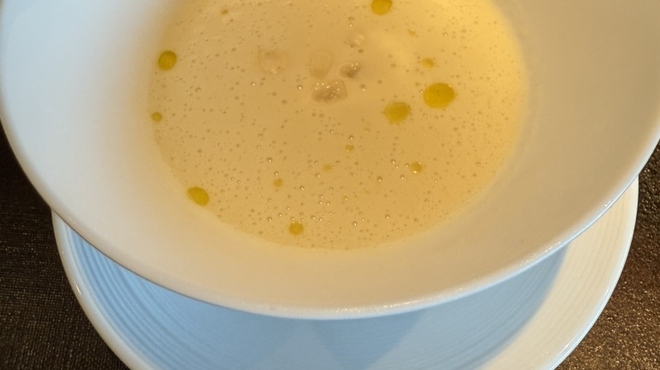炭火鉄板焼　杜季 - 料理写真:ホワイトコーンのクリームスープ