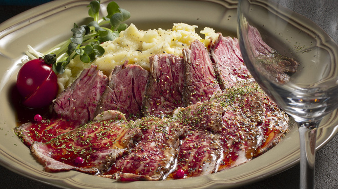 和牛をクラフトビールでたしなむ ミートマフィア - メイン写真: