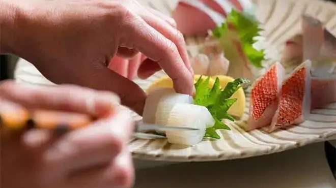 旬の鮮魚と魂の煮込み 照 - メイン写真: