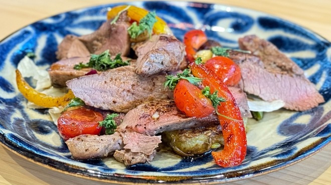 燈月庵 羊と酒の月灯り 隠れ家ダイニング - メイン写真: