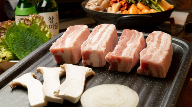 韓国料理ホンデポチャ - メイン写真: