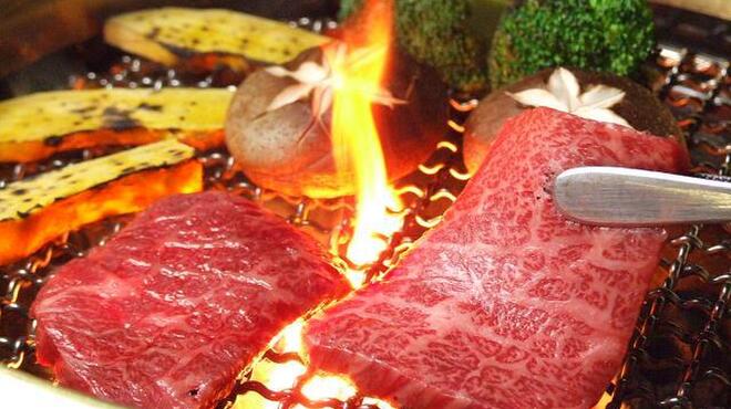焼肉食べ放題ブラックホール - メイン写真: