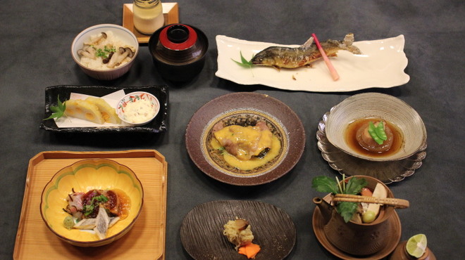 粋 料亭 助六 - 料理写真:R7.9月のお料理　6,600円（税込）