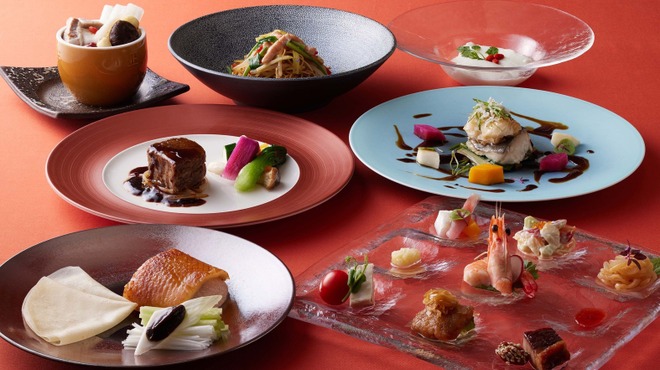 THE DINING シノワ唐紅花＆鉄板フレンチ蒔絵 - 料理写真: