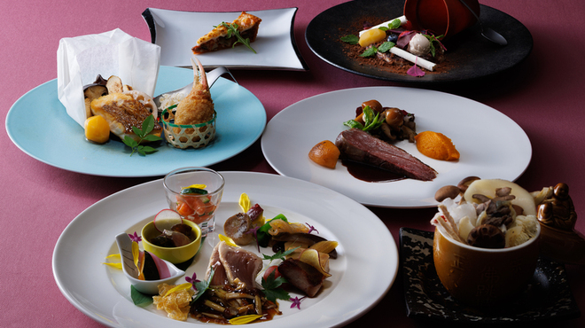 THE DINING シノワ唐紅花＆鉄板フレンチ蒔絵 - 料理写真: