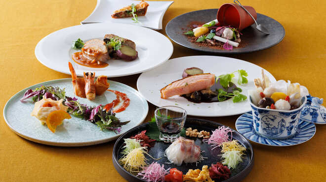 THE DINING シノワ唐紅花＆鉄板フレンチ蒔絵 - 料理写真: