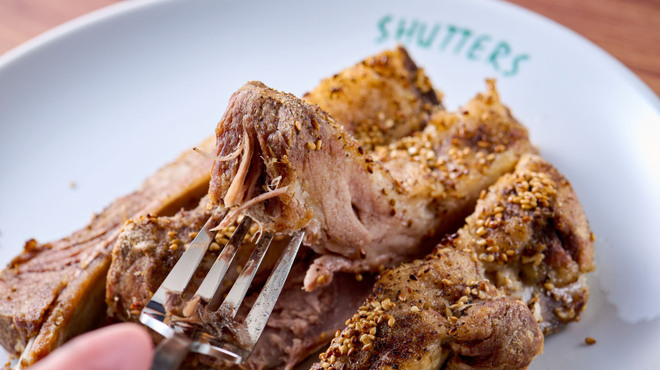 SHUTTERS - メイン写真: