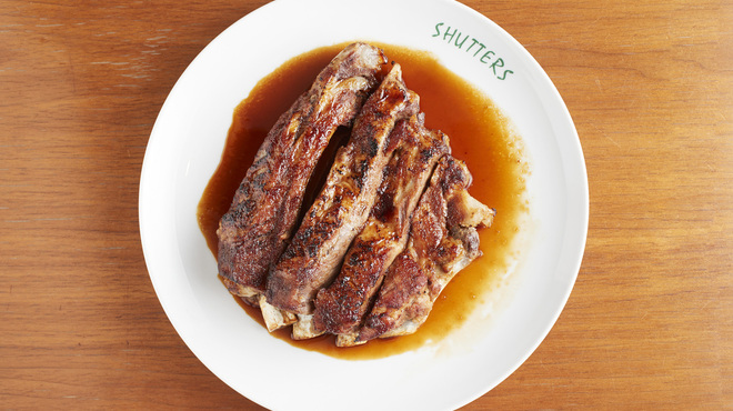 SHUTTERS - メイン写真: