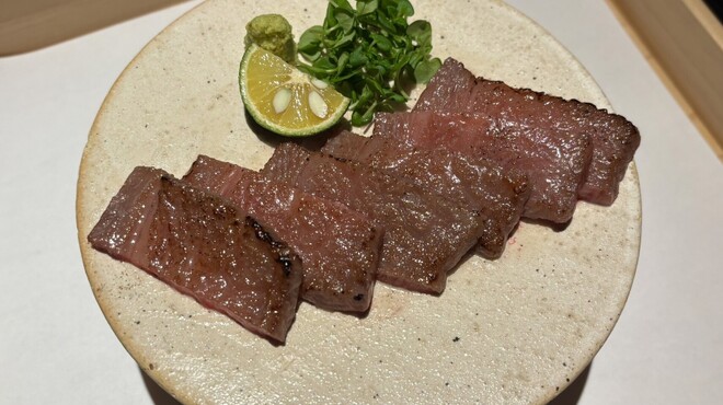 TILE - メイン写真: