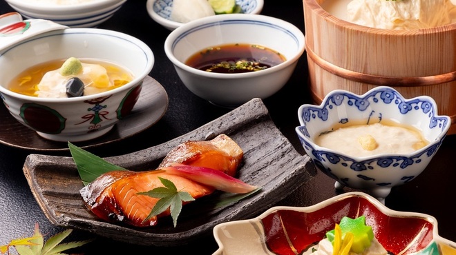 京懐石とゆば料理 松山閣 JR京都伊勢丹店 - メイン写真: