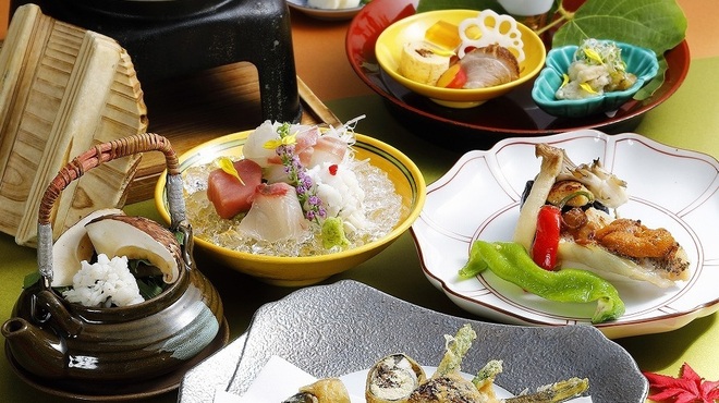 京懐石 美濃吉 横浜ランドマークプラザ店 - メイン写真: