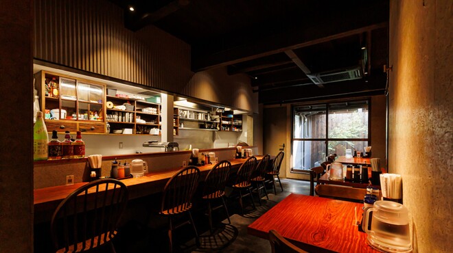 宮川豚衛門 - メイン写真: