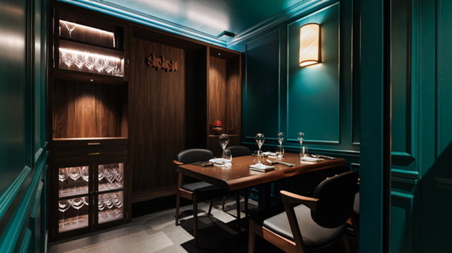 ALTER EGO - メイン写真: