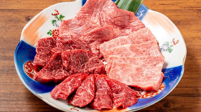 スタミナ焼肉 はらだ - メイン写真: