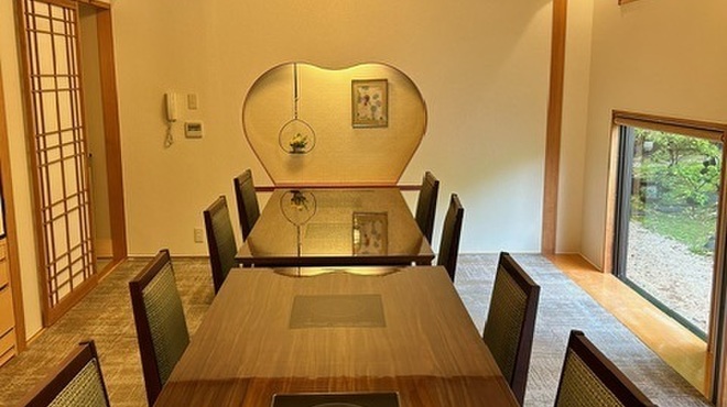 梅の花 - メイン写真: