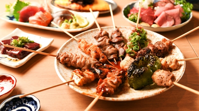 炭火焼き鳥 かしわ屋 治兵衛 - メイン写真: