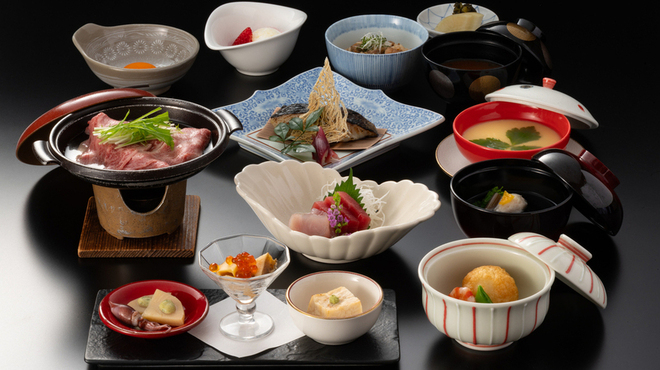 割烹 菱屋(みしまプラザホテル) - 料理写真:会席コース