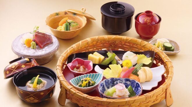 日本料理　嵯峨野 - メイン写真:
