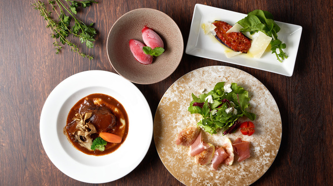 フランス料理レストラン ベルビュー - 料理写真:フラーブ