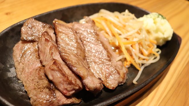 HAMBURG & STEAK WORKS AWAJISHIMA - メイン写真:
