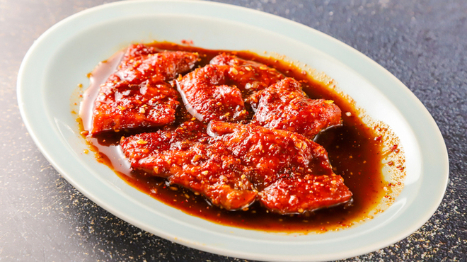 神戸牛焼肉と冷やしピーマン 金肉屋 - メイン写真: