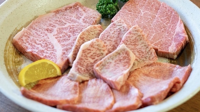 肉 じゅうご - メイン写真: