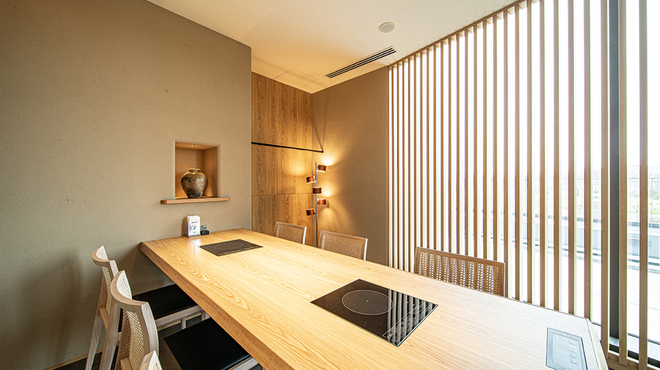 肉の松阪 - メイン写真: