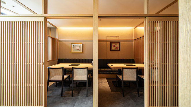 肉の松阪 - メイン写真: