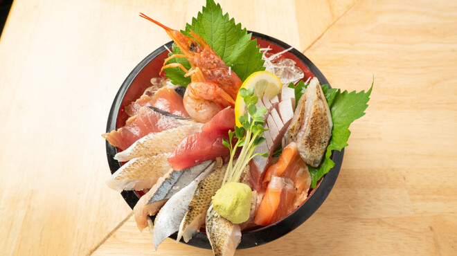 どんぶり次郎 - メイン写真: