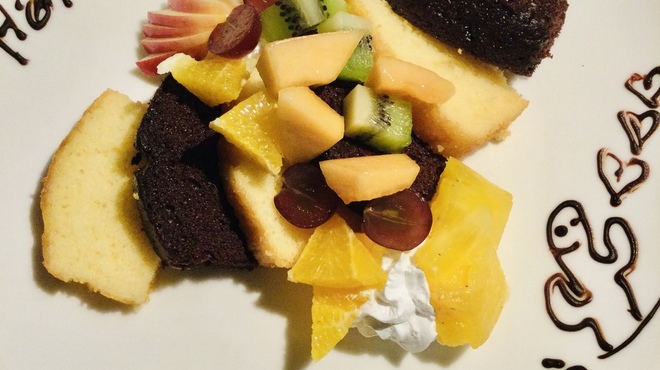 燻製バル SALSA DEL AMIGOS - メイン写真: