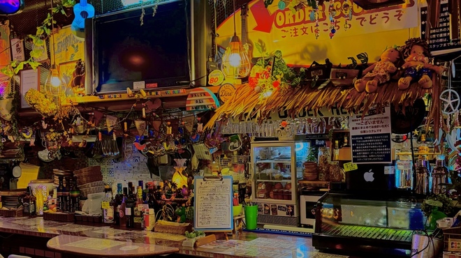 燻製バル SALSA DEL AMIGOS - メイン写真: