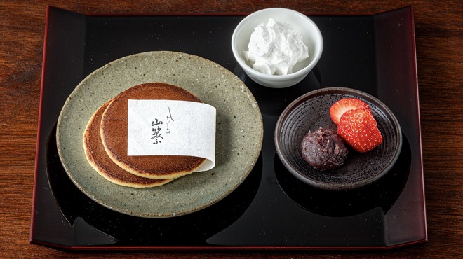 しゃぶしゃぶ 山笑ふ - 料理写真:どら焼き