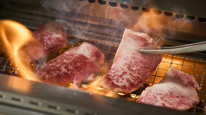 和牛焼肉食べ放題　肉屋の台所 - メイン写真: