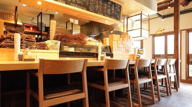 鮮魚と炉端焼き 魚丸 - メイン写真: