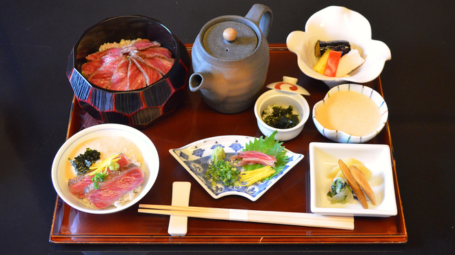 浅草むぎとろ 本店 - 料理写真:岩手牛ひつまぶし膳