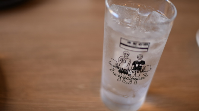 めし処 ニュートリノス - メイン写真: