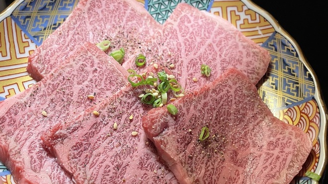 一頭買焼肉　醍醐 - メイン写真: