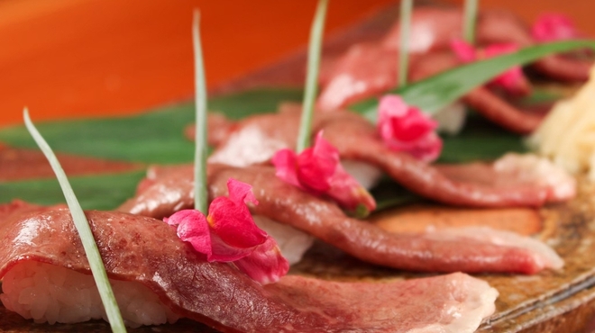 牛タンしゃぶしゃぶと肉握り 源's - メイン写真: