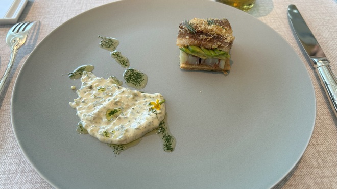 RISTORANTE OZIO - 料理写真:いわしの塩麹マリネ ベーコンとポテトのガトー　白ワインに漬け込んだレーズン ソース・レムラード