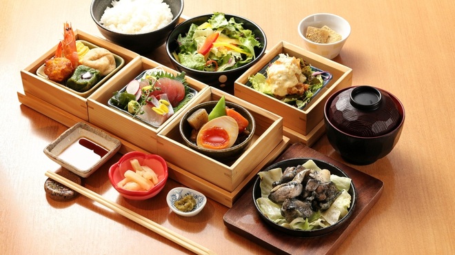 宮崎料理 万作 - メイン写真: