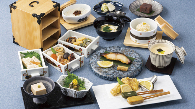 梅の花 横浜スカイビル店 - 料理写真:蓮の花